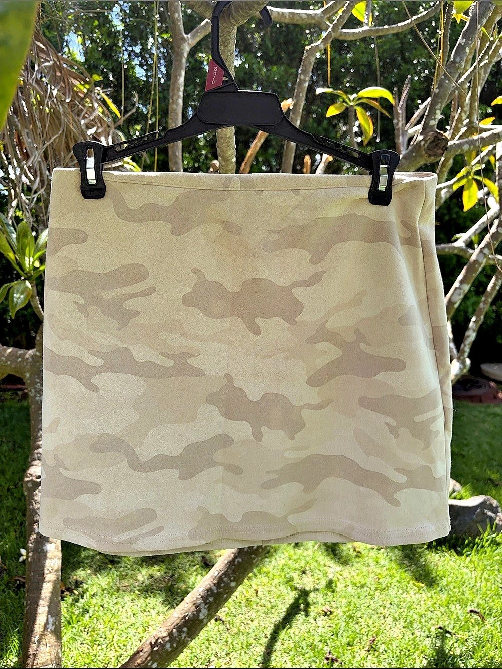 Le Lis camo suede Mini Skirt in Beige Size Medium